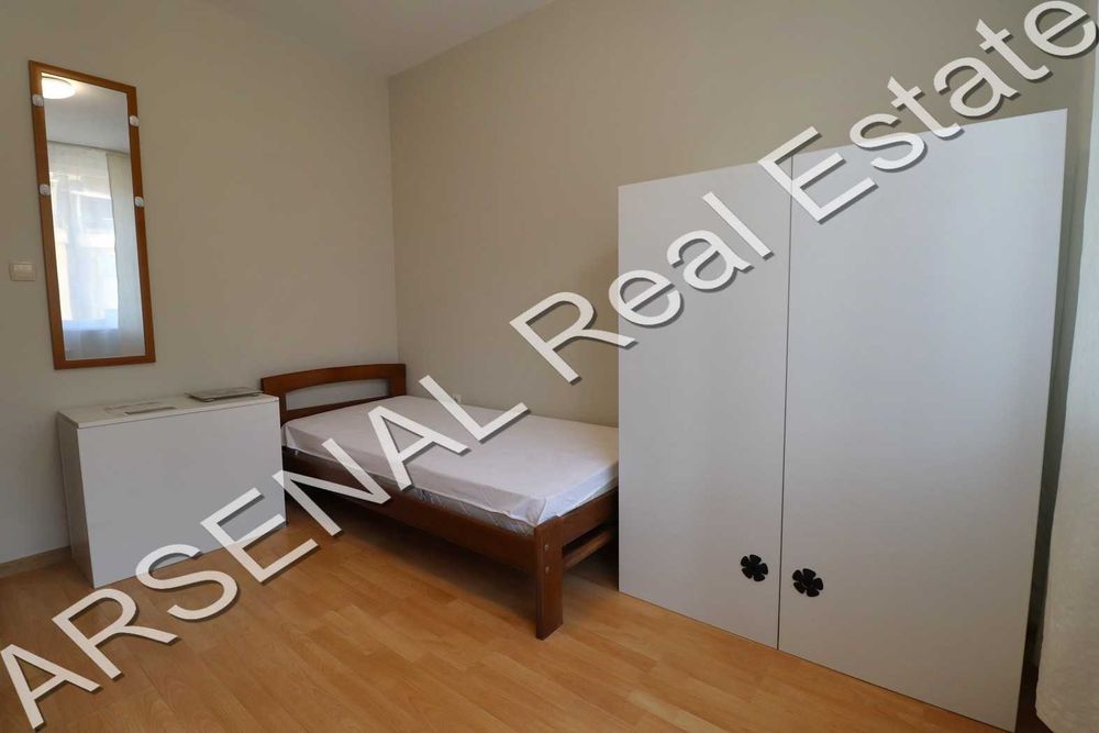 Дава се под наем Четиристаен апартамент в София, Стрелбище - 140 кв.м за 900 € - Снимка #7