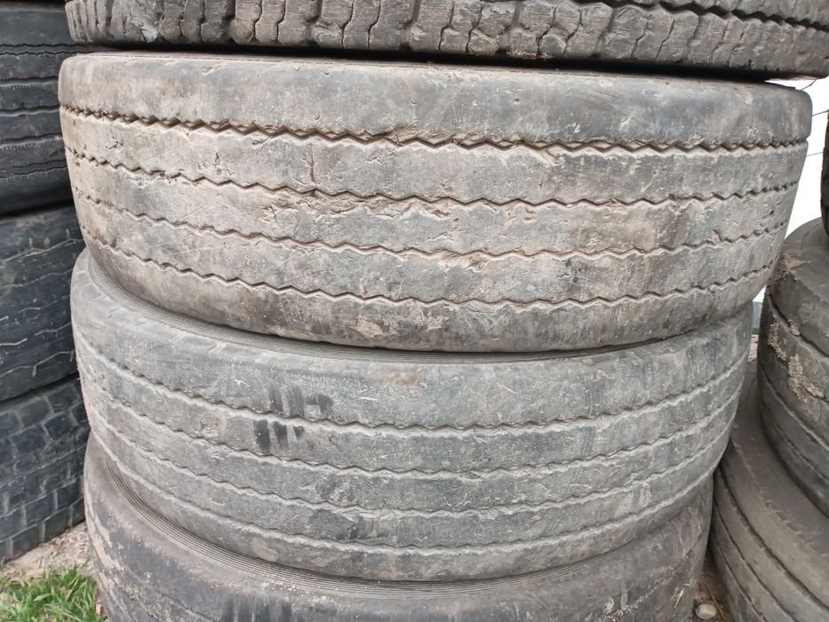 Шины на грузовую.