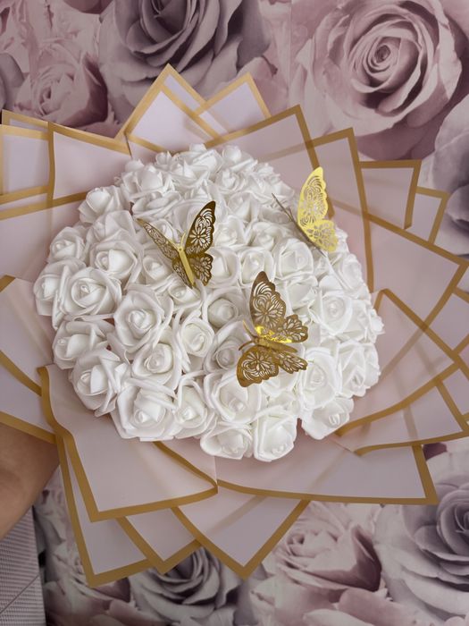 Букет от вечни рози