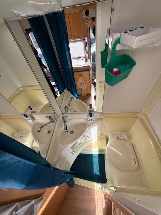 Vand rulota CHATEAU 2007