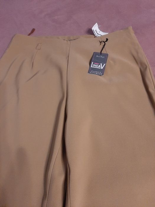 Pantaloni dama moderni