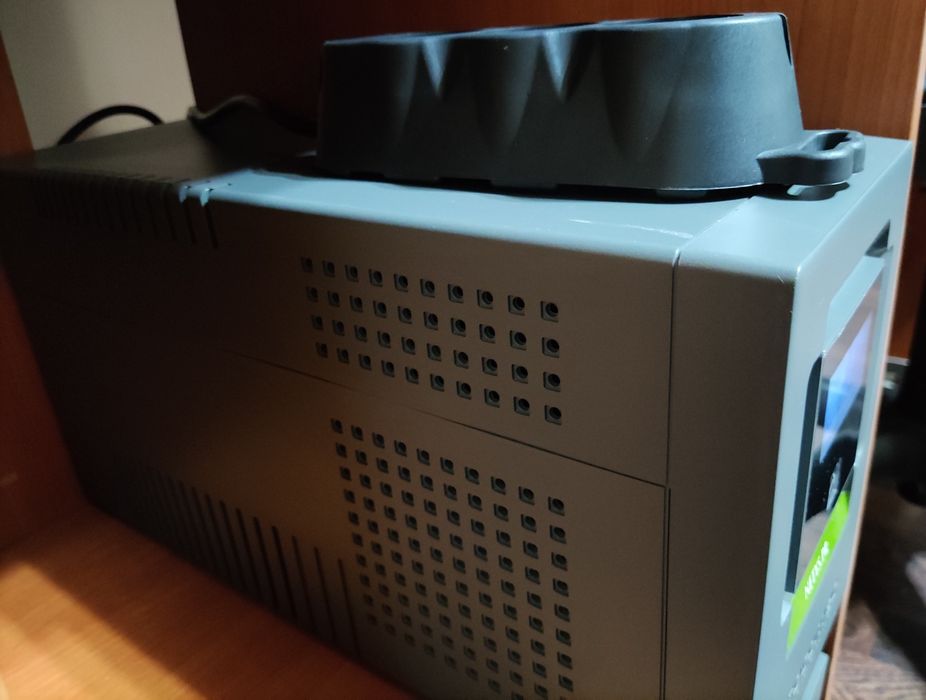 Ups Socomec 1400w