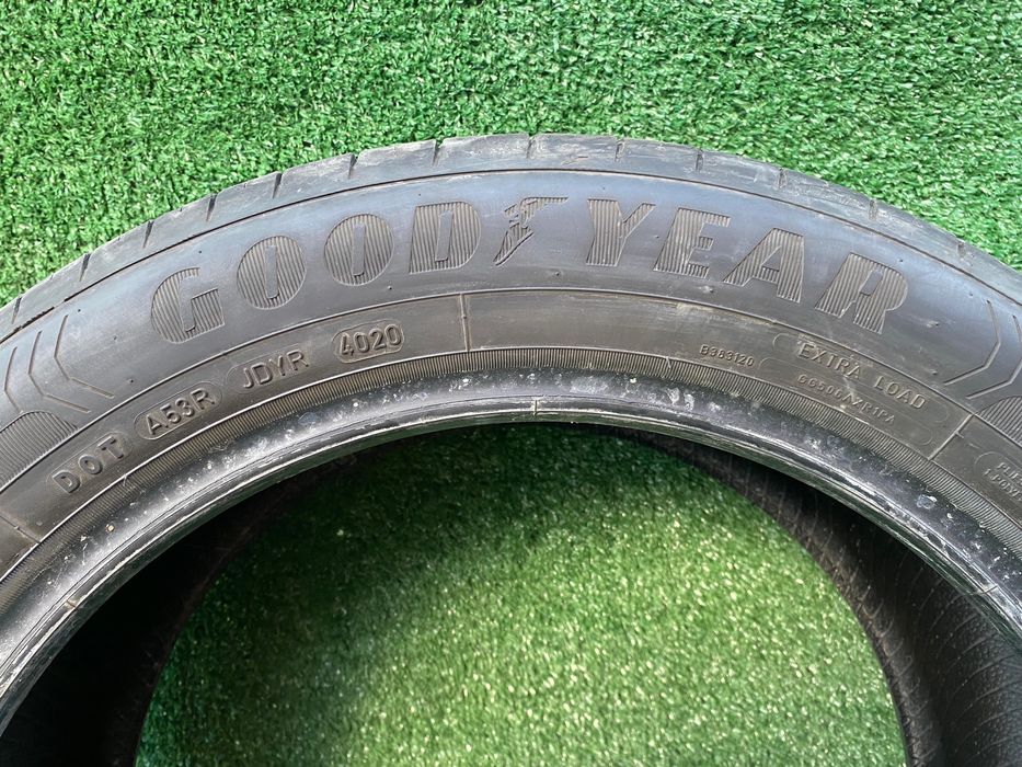 Set 4 anvelope vara Goodyear Efficient Grip Performance 215 55 17 98W