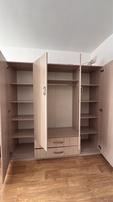 Продаётся шкаф для одежды