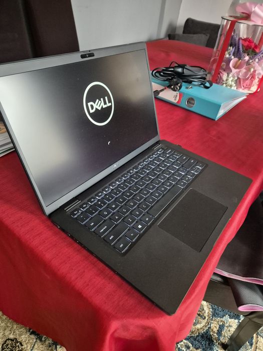 Laptop Dell Latitude 7410 – Intel i7 Gen 10, 16GB RAM, 512GB SSD NVMe, Stare Excelentă / Încărcător