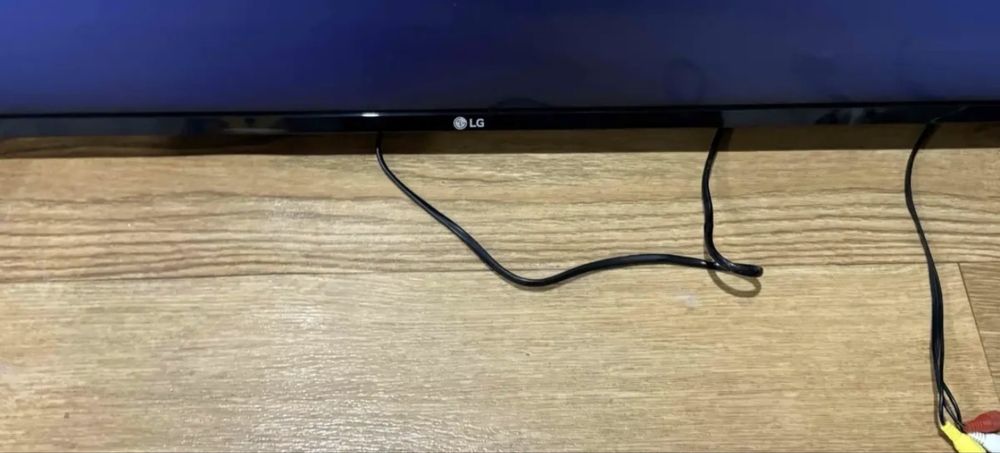 Телевизор LG Smart tv