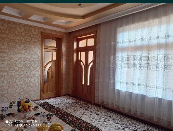 Уй сотилади 8 сўтик