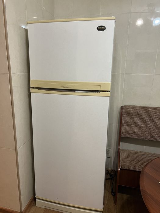Холодильник рабочий