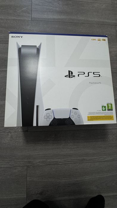 Продам Сони Плейстейшн 5