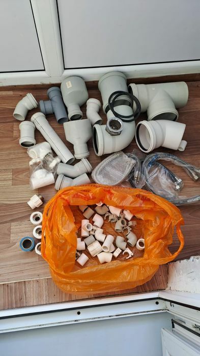 Сантехника новая.