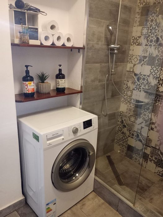 Proprietar,  vând 2 apartamente în zona centrala
