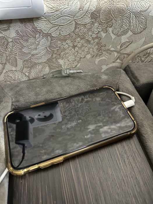 Продам/Обмен Срочно iPhone XR 64г