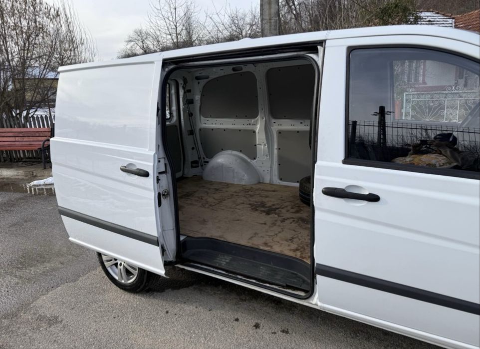 Mercedes Vito Alb