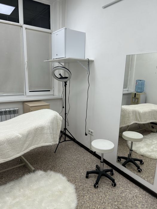 Ищу напарницу в кабинет