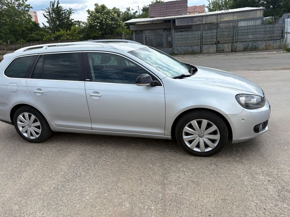 Volkswagen Golf VI