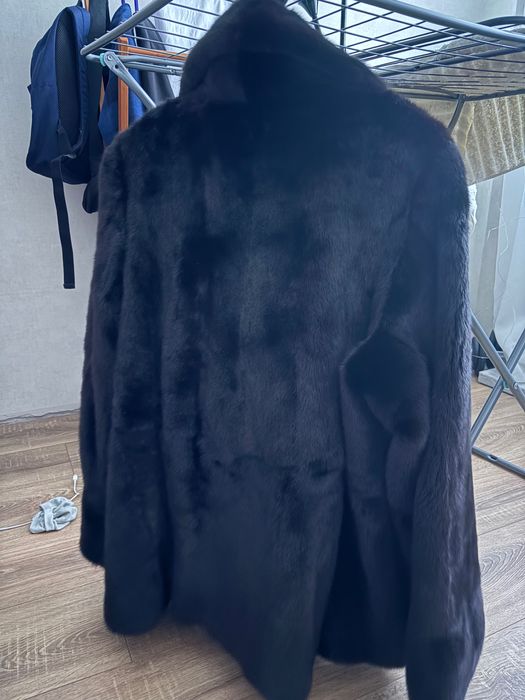 Шуба норковая продам