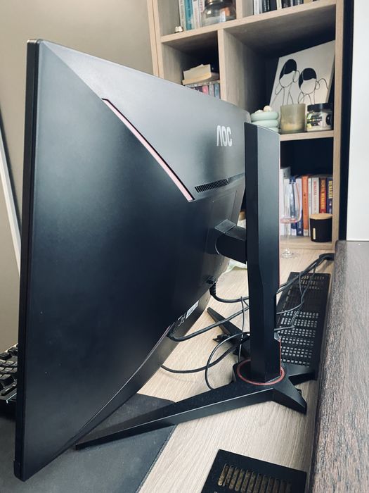 Monitor AOC 144 hz 27 inch