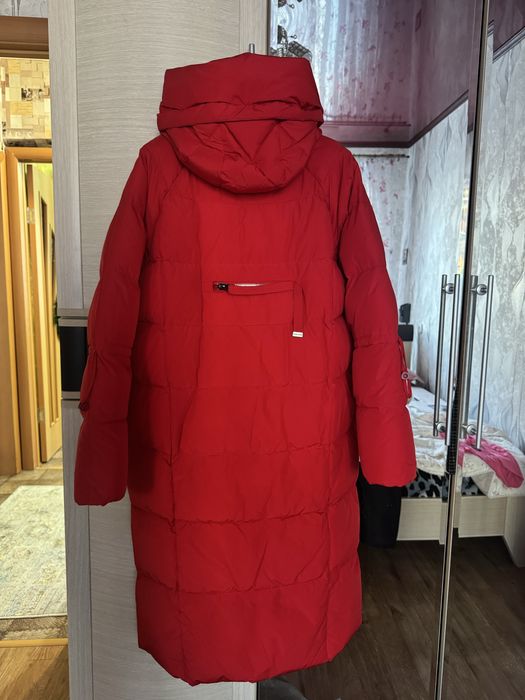 Продам зимний пуховик