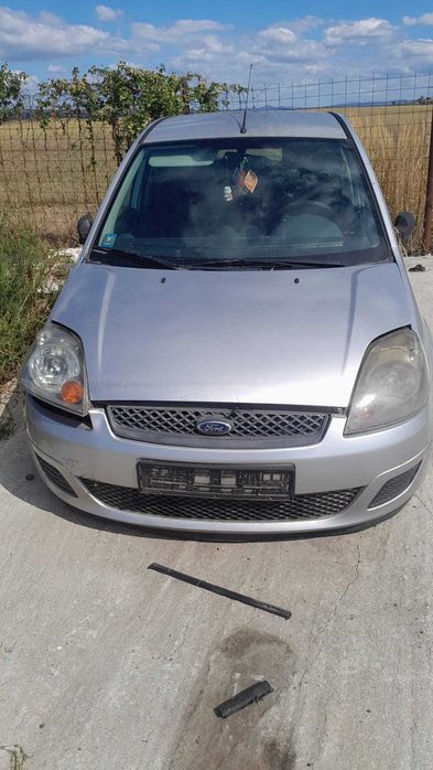 Ford Fiesta bara fata,bara spate,stopuri,faruri,usi,moto