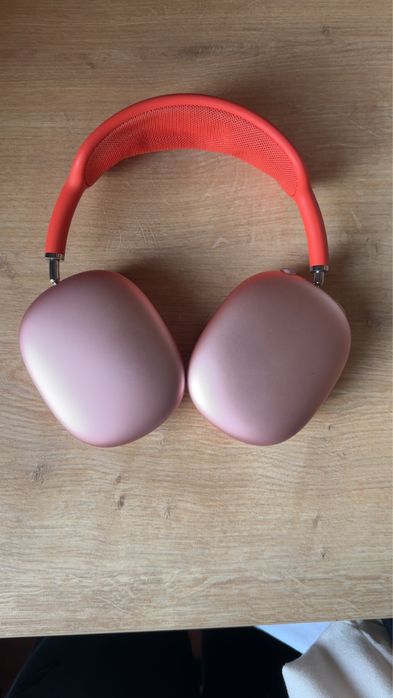 Продам наушники Apple AirPods Max