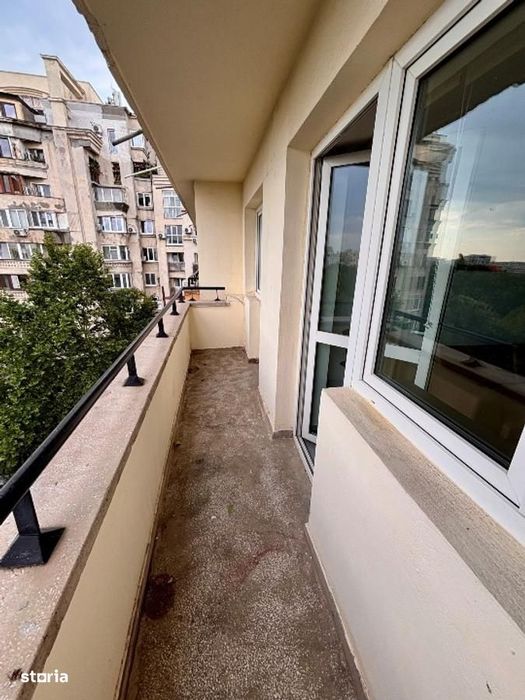 Bulevardul Unirii 3 camere Birouri Stradal