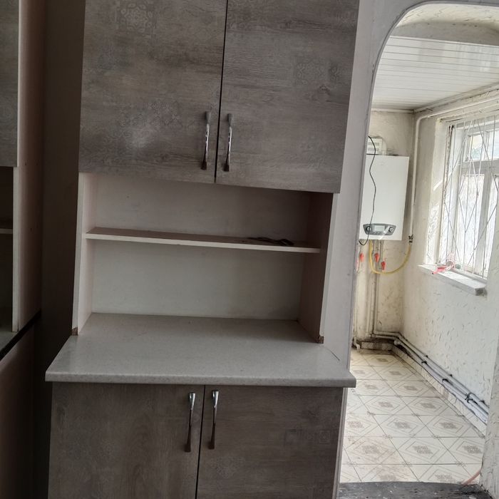 Кухонный шкаф продам