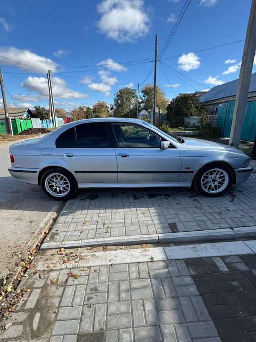 Продам.  BMW E39