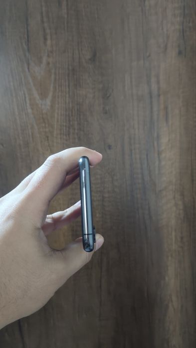 Iphone xs 64 ГБ zor holatda