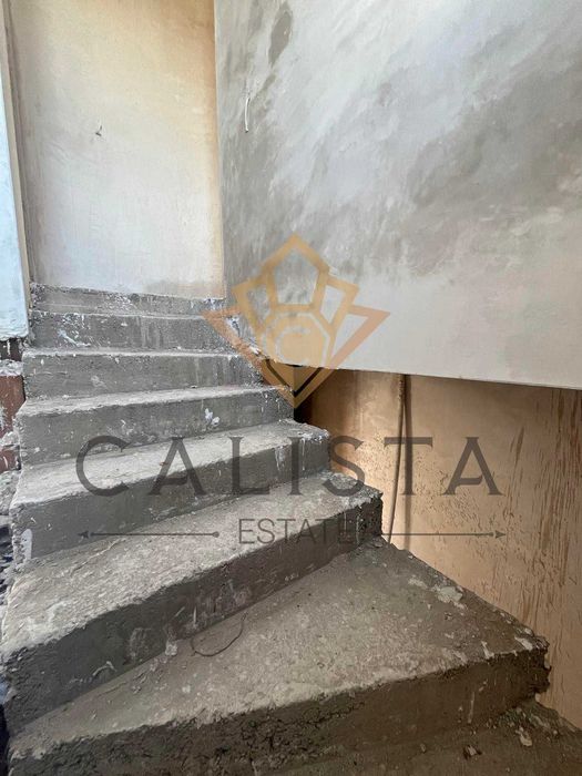 Продава се Къща в с. Рударци, Област Перник - 200 кв.м за 2000 €/кв.м - Снимка #19