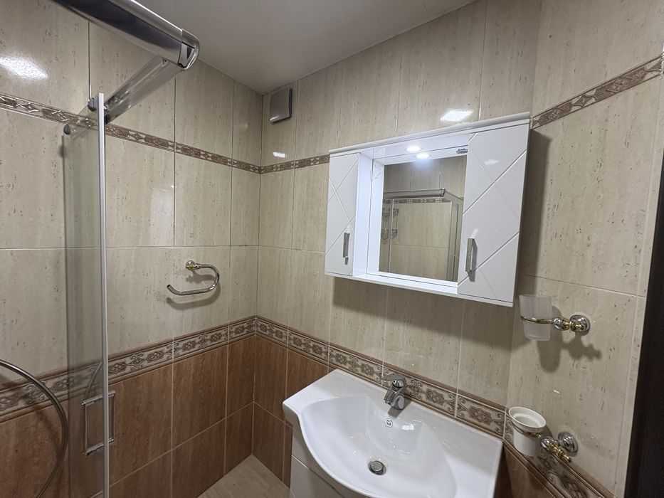 Продава се Тристаен апартамент в Пловдив, Кючук Париж - 115 кв.м за 1696 €/кв.м - Снимка #12