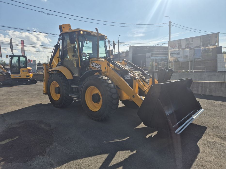 JCB 4CX AN 2021   de vanzare