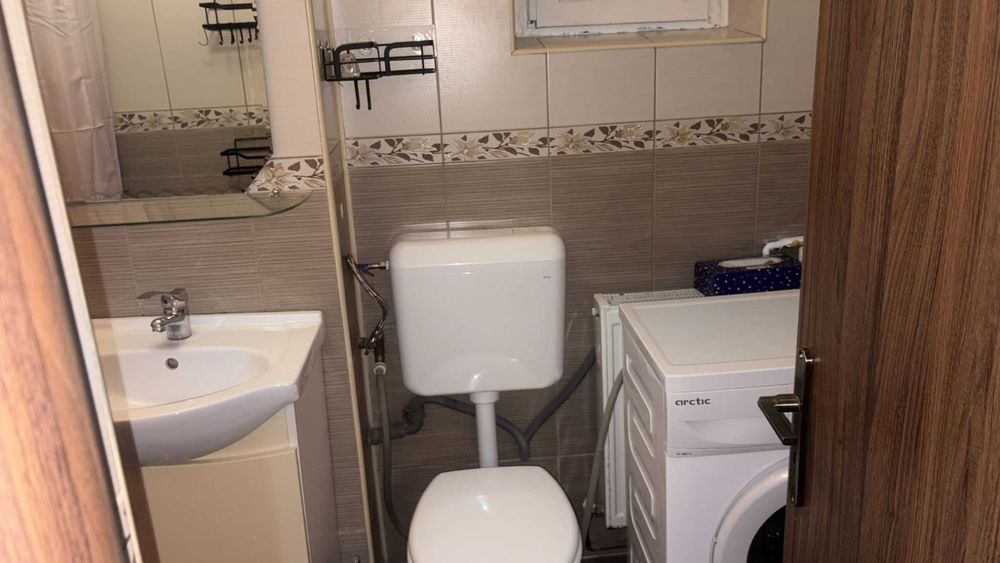 Proprietar Închiriez Garsonieră Zona Decebal