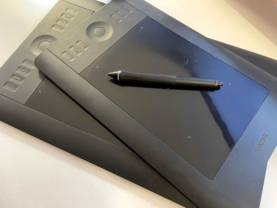 Wacom Intous PRO 5 Touch S + Intous PRO 5 Touch M