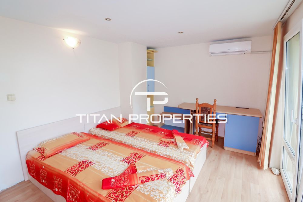 Дава се под наем Етаж от къща в Варна, Бриз - 90 кв.м за 475 € - Снимка #5