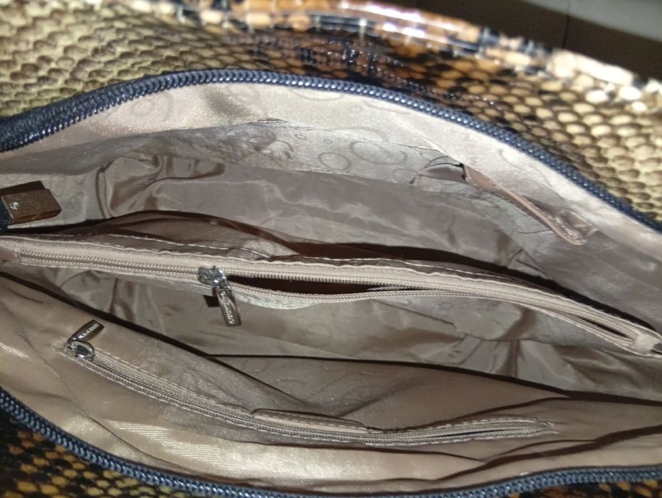 Дамская сумка. Лаковая