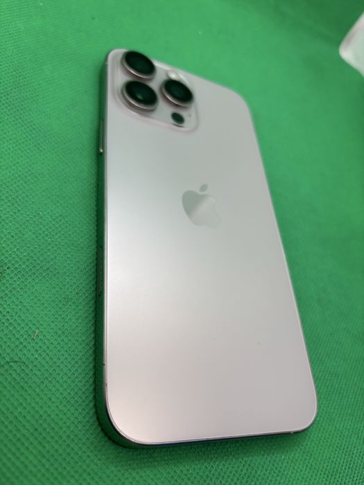 IPHONE 16 PRO MAX 256gb BATERIE 92% •Amanet Lazar Crangasi •57206