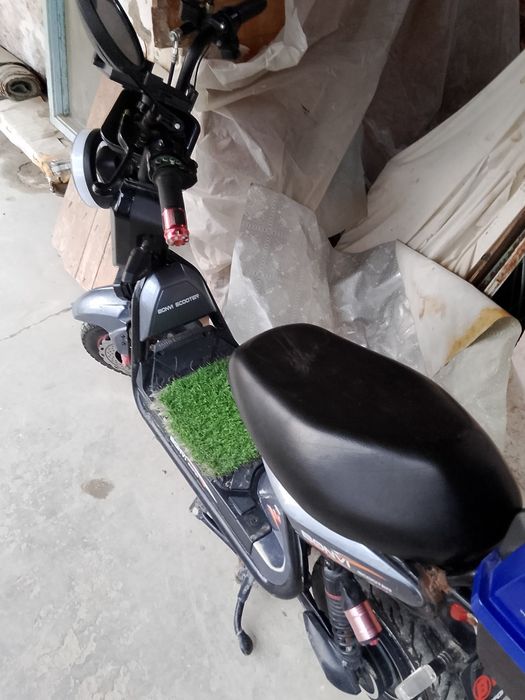 Скутер сотилади срочно