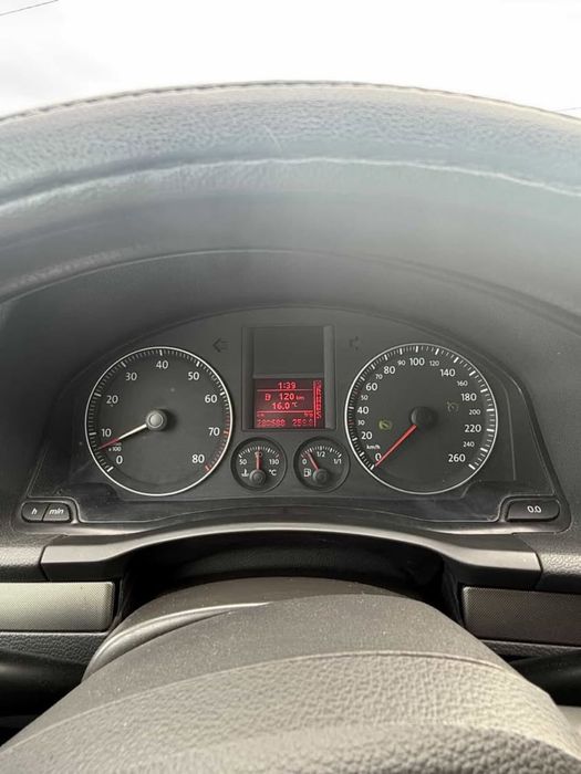VOLKSWAGEN Golf 2005 — imagine 5