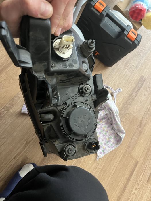 Фара ssang young actyon