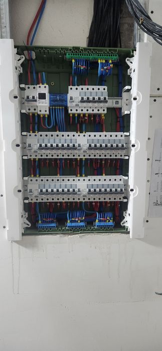 Услуги Электрика (Elektrik xizmatlari)