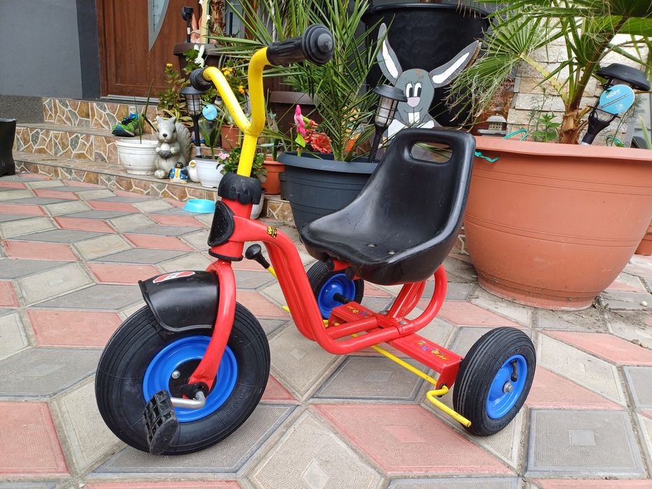 Tricicleta copii în stare impecabila cu roti cu cameră de aer