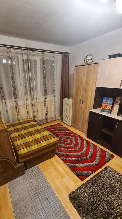 Proprietar 2 cam 52 mp Albina zona bună