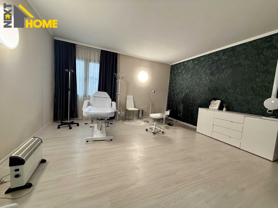 Медицински кабинет в търговски център "Сани"