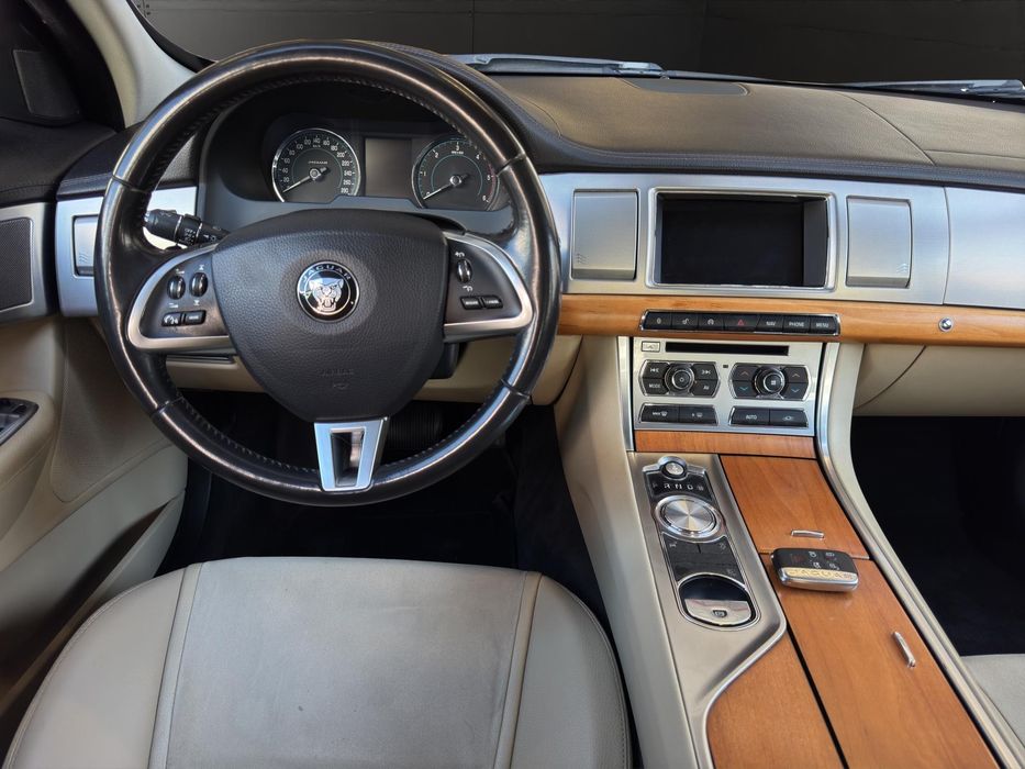JAGUAR XF - Garantie! Rate fara avans! Km. certificati!