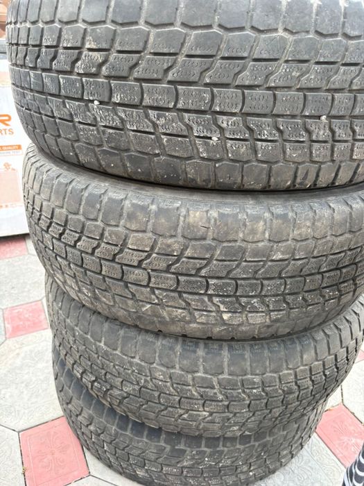 покрышки…. с титановым дискомшины…….