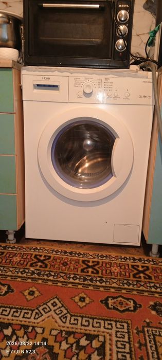 Продам машинку стиральную