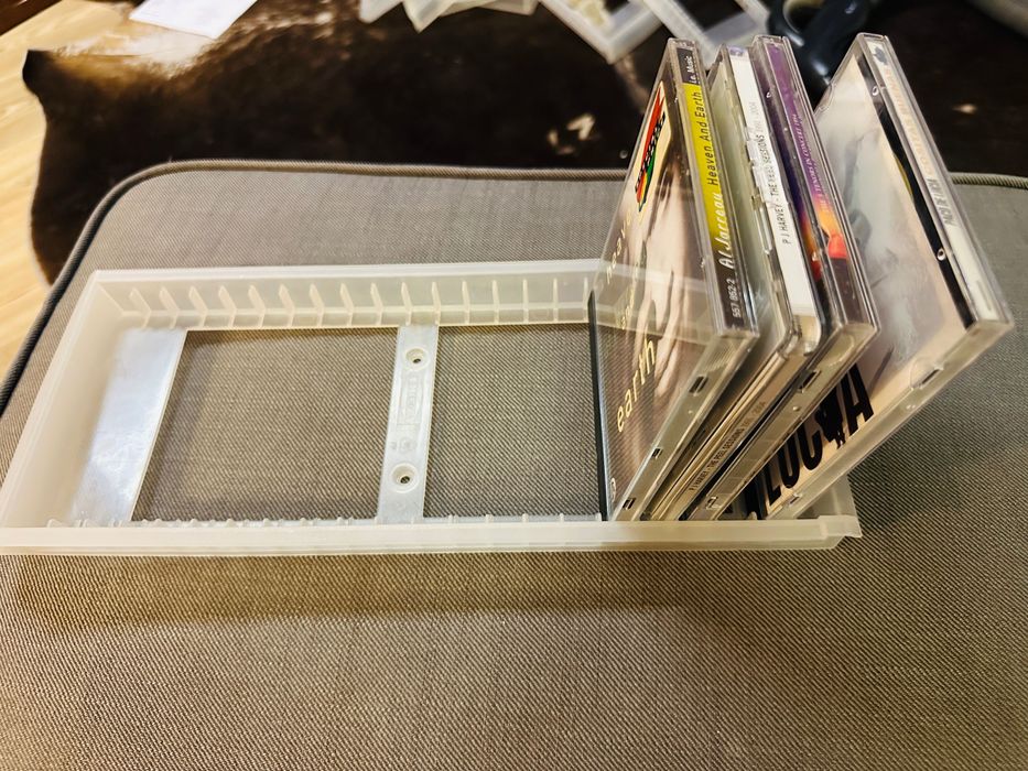 Rack pentru CD-uri - Donatie