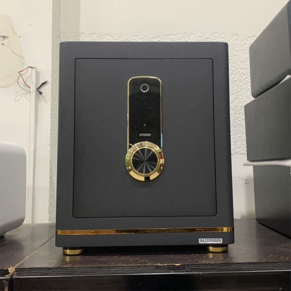 Smart wi fi safe биометрик ва сенсор кодли 45 см сейф Доставка бепул