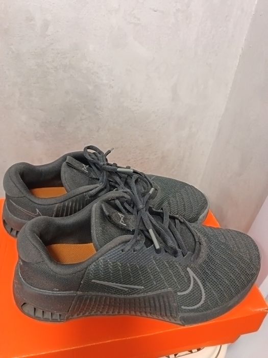 4 чифта спортни обувки nike, adidas
