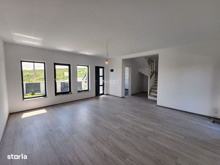 Duplex 4 camere, 2 bai , VALEA ADANCA
